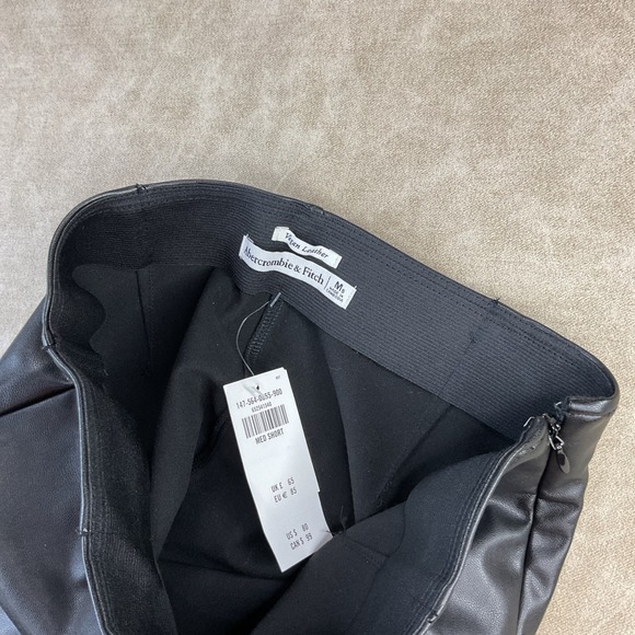 Abercrombie & Fitch Pants Vegan Leather Skinny High Rise Faux Women Sz M Short - Picture 3 of 8